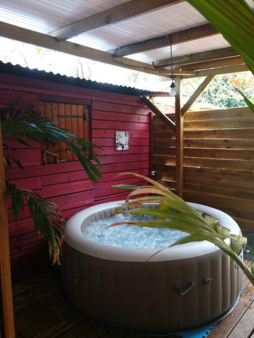 Bungalow Atypique Ti Bambou A 500M De La Plage Sainte-Anne  Kültér fotó